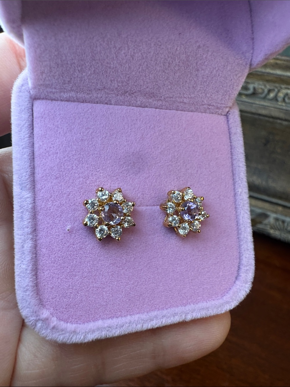 3227-Swarovski Crystal Element post earrings,velvet box included‎